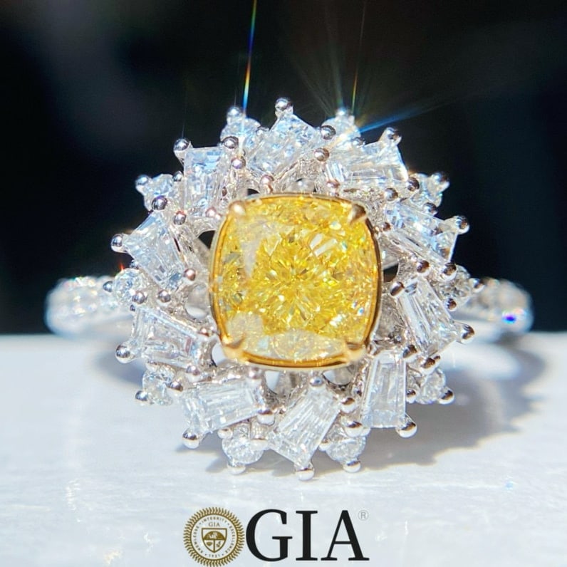 Gia Certified 14k Gold 1.53 Ctw Natural Yellow Diamond & Diamond Ring: Ref:230996267 // gold content:14k gold // ring size:7. 25us // // main gemstone:yellow diamond // certified:gia // shape:cushion // carat weight:1. 00ct // clarity grade:vs1 // color:yellow //