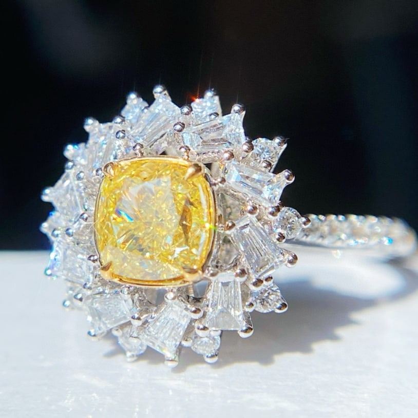 Gia Certified 14k Gold 1.53 Ctw Natural Yellow Diamond & Diamond Ring - 3