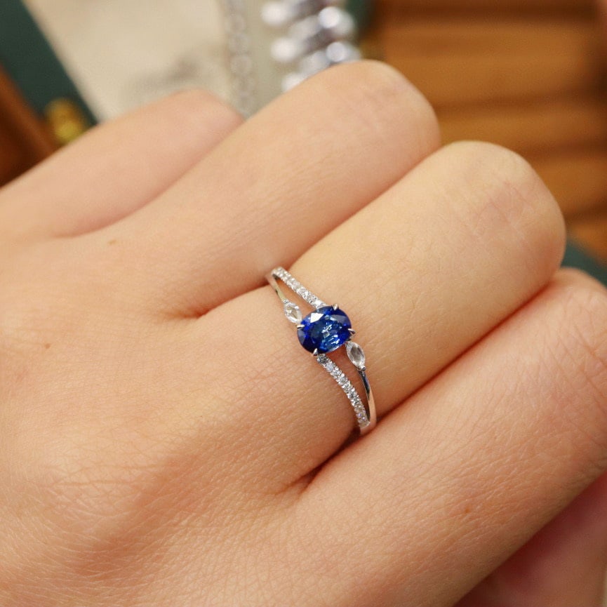 14k Gold 0.68 Ctw Natural Sapphire & Diamond Ring - 5