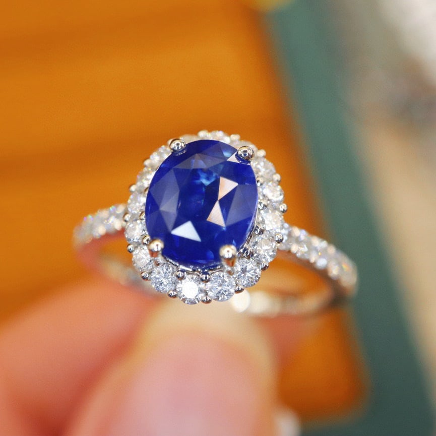 14k Gold 2.57 Ctw Natural Sapphire & Diamond Ring - 3