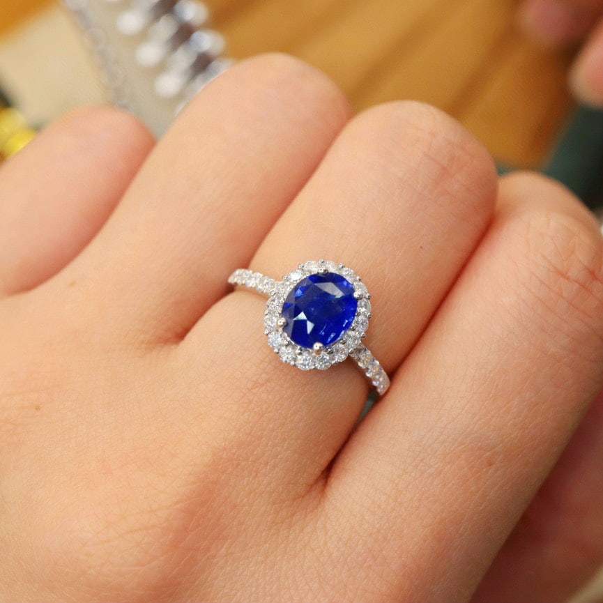 14k Gold 2.57 Ctw Natural Sapphire & Diamond Ring - 5