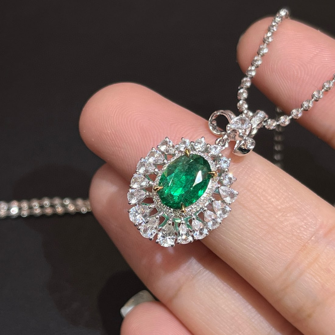 14k Gold 1.21 Ctw Vivid Green Natural Emerald & Diamond Pendant( Without Chain ) - 4