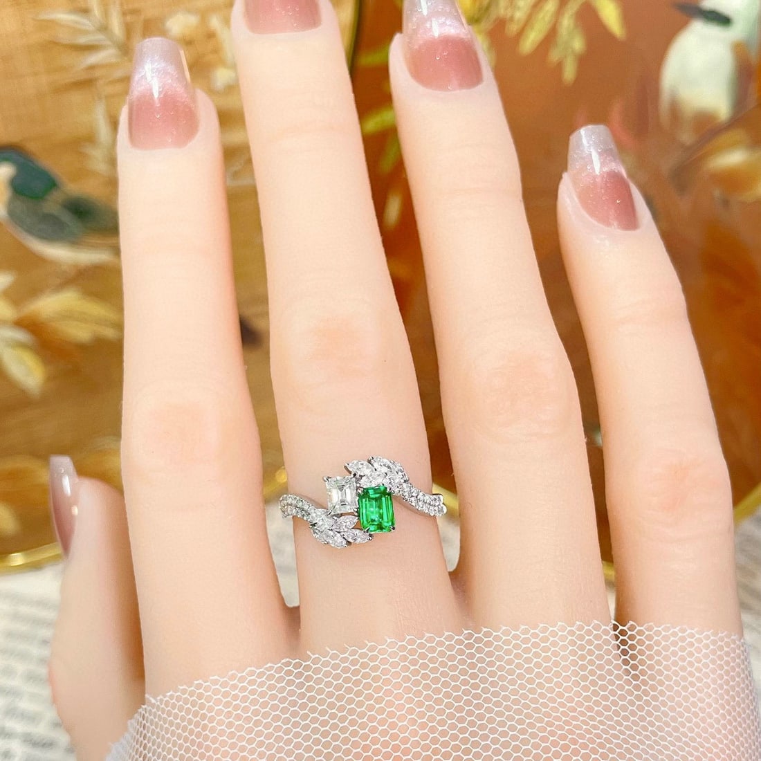 14k Gold 1.05 Ctw Natural Emerald & Diamond Ring - 3