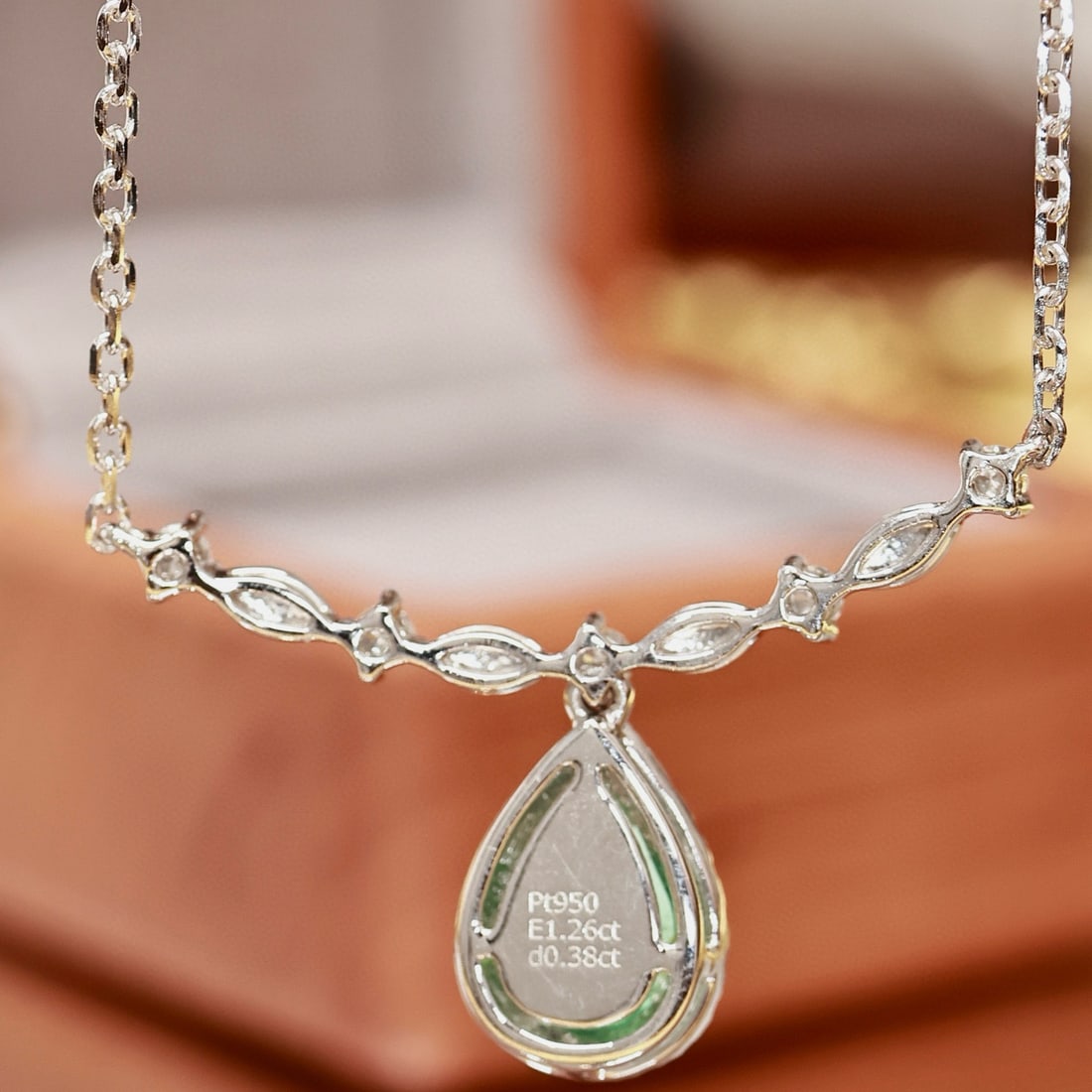 14k Gold 1.64 Ctw Natural Emerald & Diamond Necklace - 5