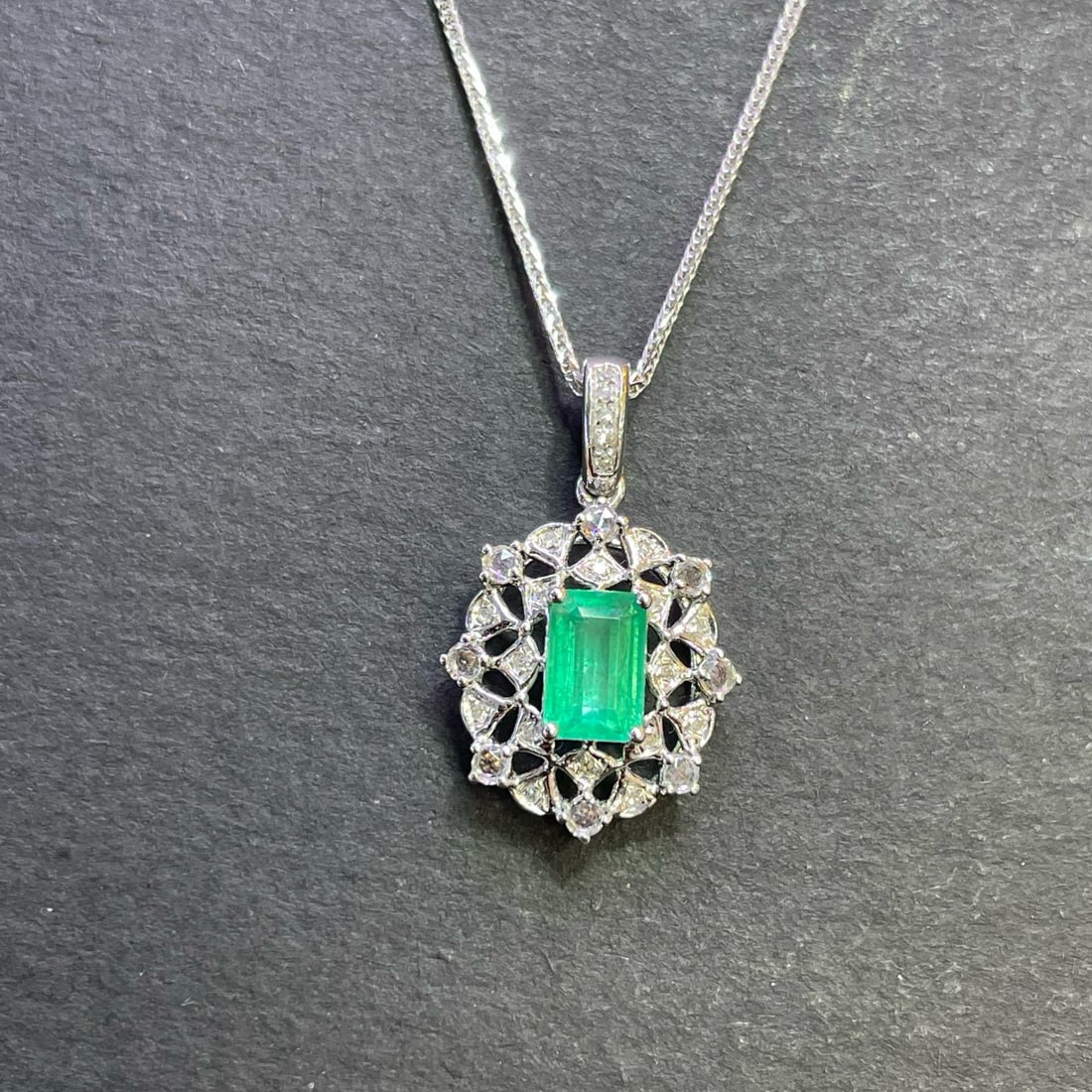 14k Gold 0.9 Ct Natural Emerald & Diamond & Sapphire Pendant( Without Chain ) - 5
