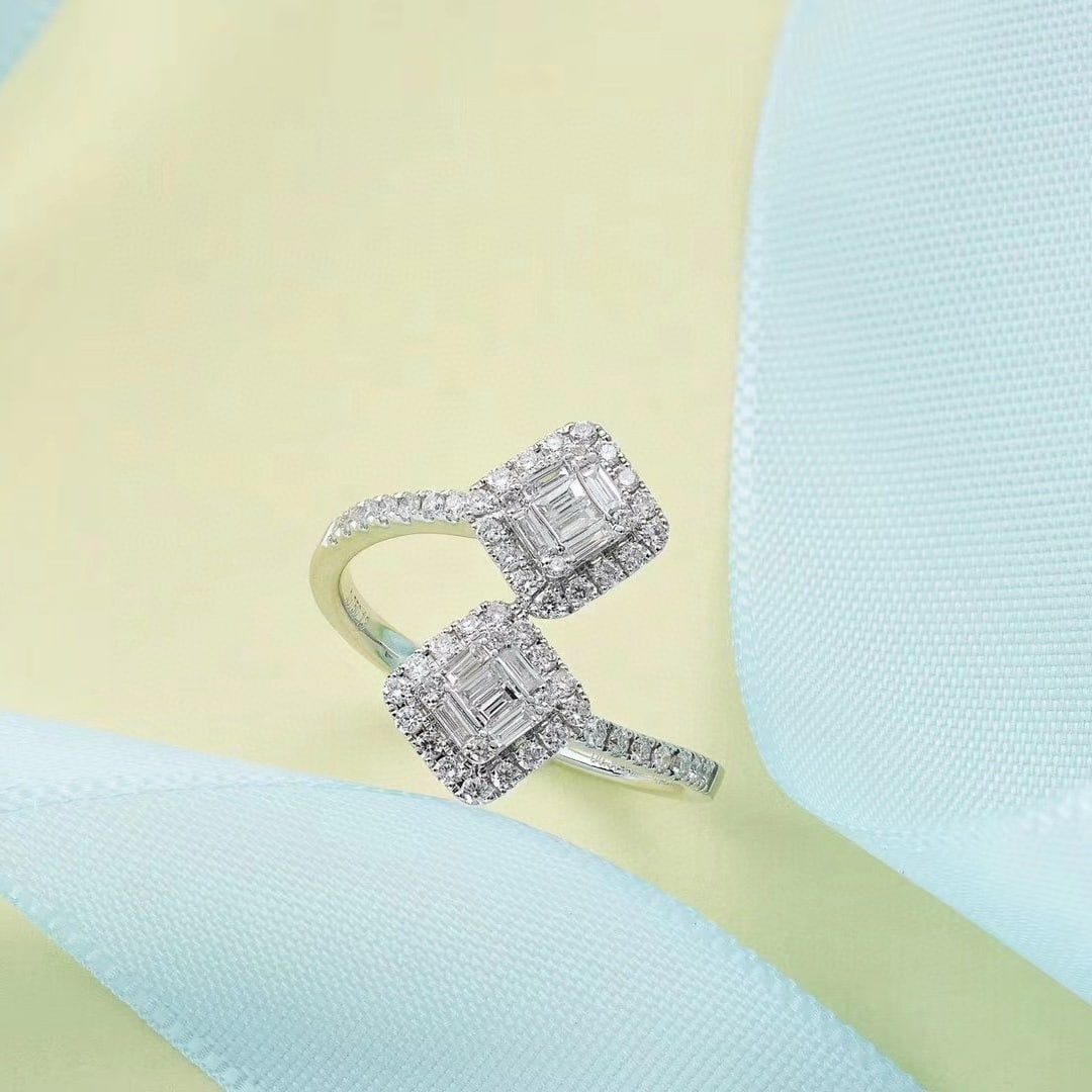14k Gold 0.49 Ctw Natural H Diamond Ring: Ref:230996290 // gold content:14k gold // ring size:7. 25us // // main gemstone:diamond // shape:baguette // carat weight:0. 16ct // clarity grade:vs-si // color:h // treatment:natural // // adjacent