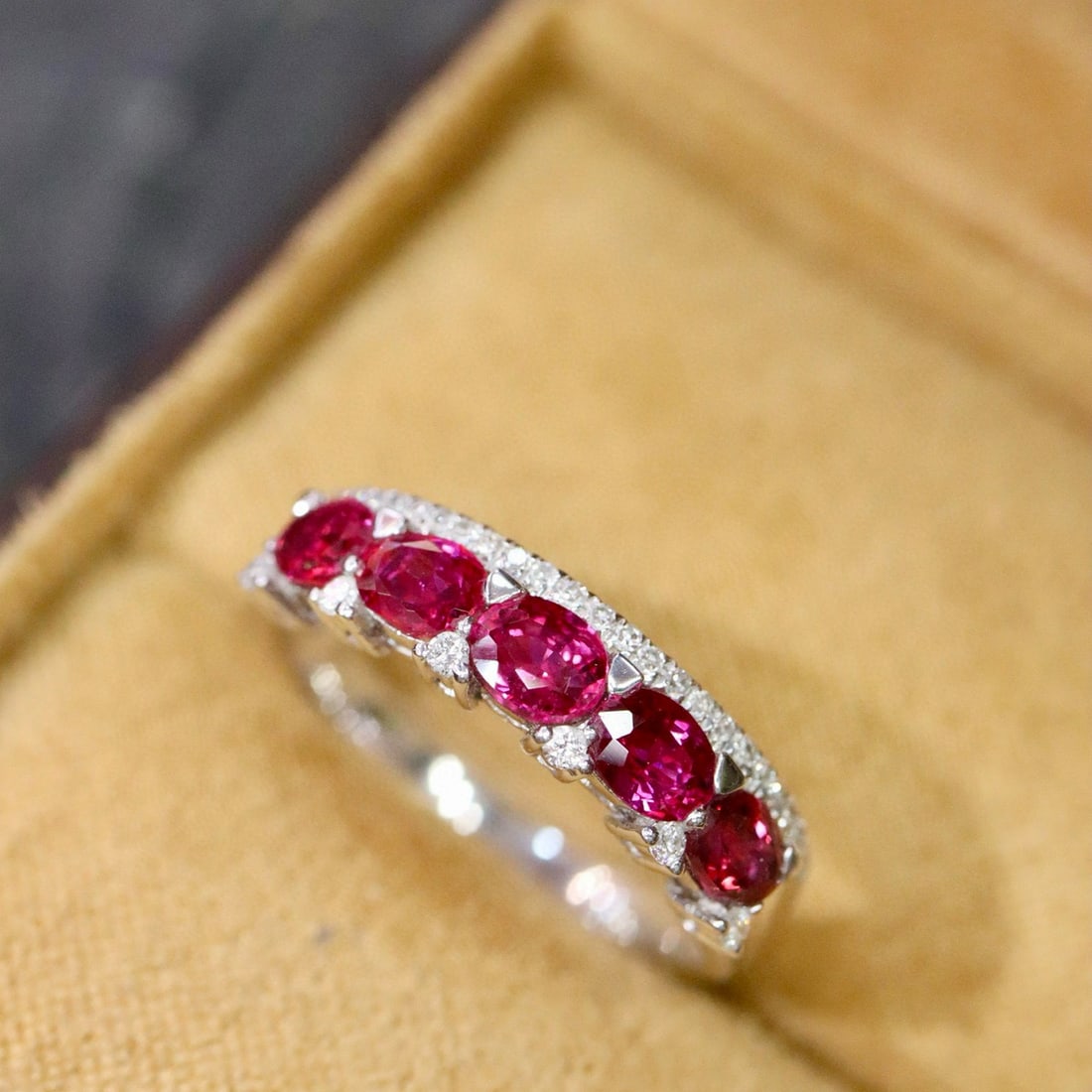 14k Gold 1.77 Ctw Natural Ruby & Diamond Ring - 5