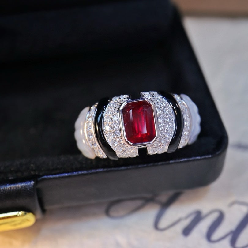 14k Gold 1.38 Ctw Natural Ruby & Diamond Ring: Ref:230996295 // gold content:14k gold // ring size:7. 25us // // main gemstone:ruby // shape:octagonal // carat weight:0. 92ct // color:pigeonblood red // treatment:natural // // adjacent gemstone 2 