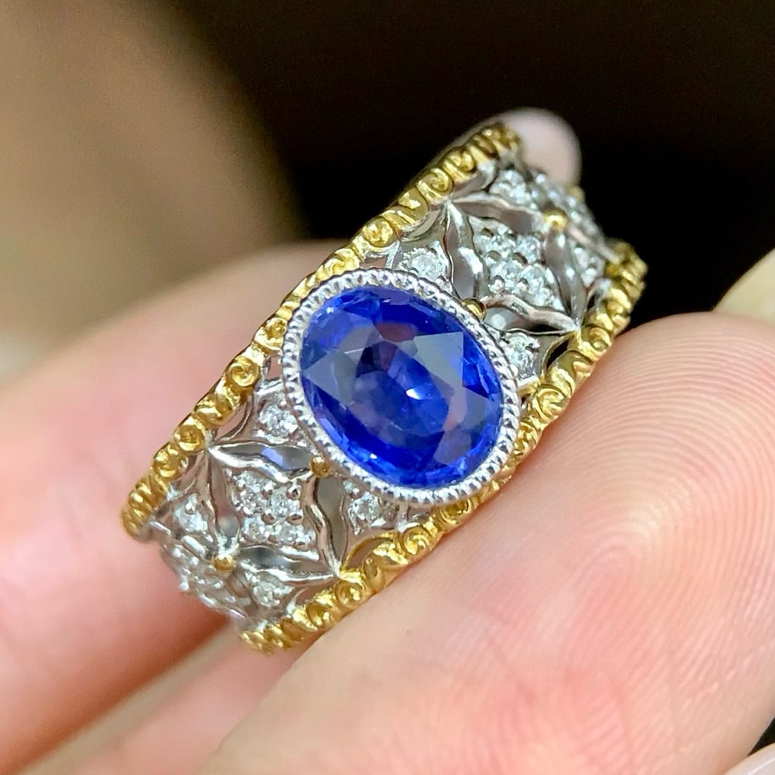 14k Gold 1.35 Ctw Natural Sapphire & Diamond Ring: Ref:230996299 // gold content:14k gold // ring size:7. 25us // // main gemstone:sapphire // shape:oval // carat weight:1. 23ct // color:blue // treatment:natural // // adjacent gemstone 2 : diamond