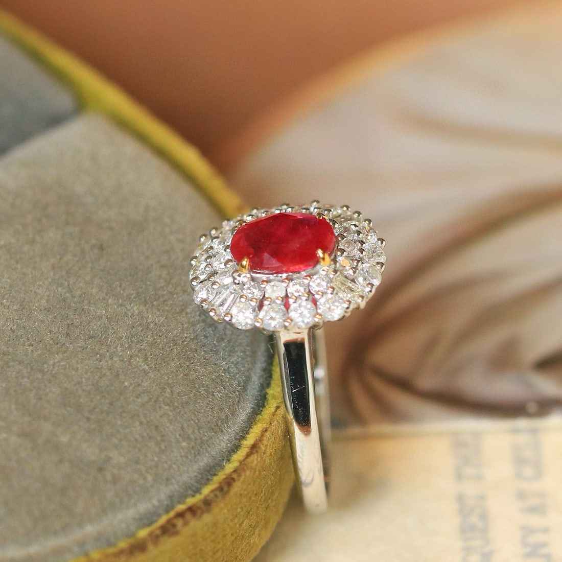 14k Gold 1.72 Ctw Natural Ruby & Diamond Ring - 3