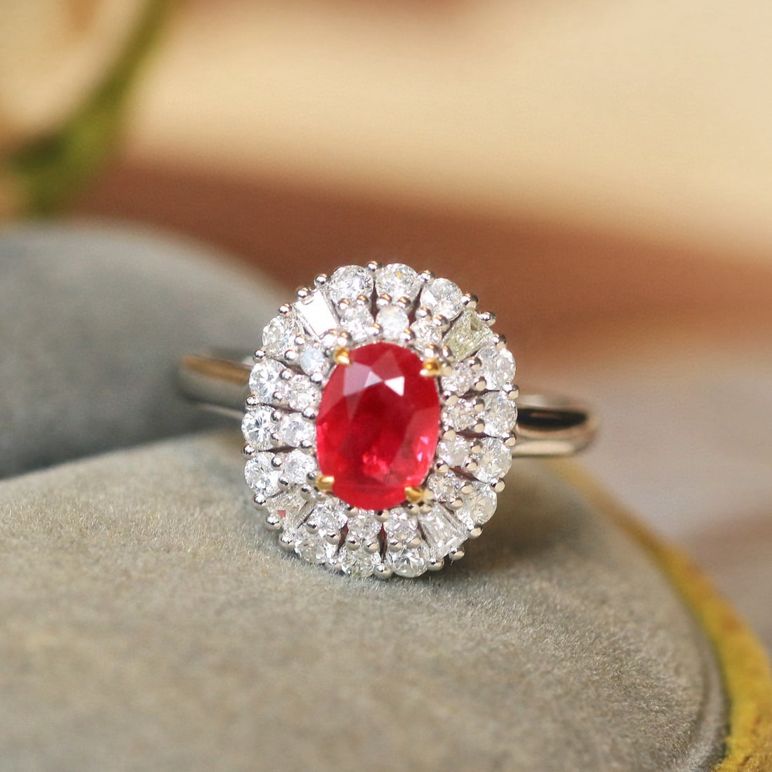 14k Gold 1.72 Ctw Natural Ruby & Diamond Ring - 4