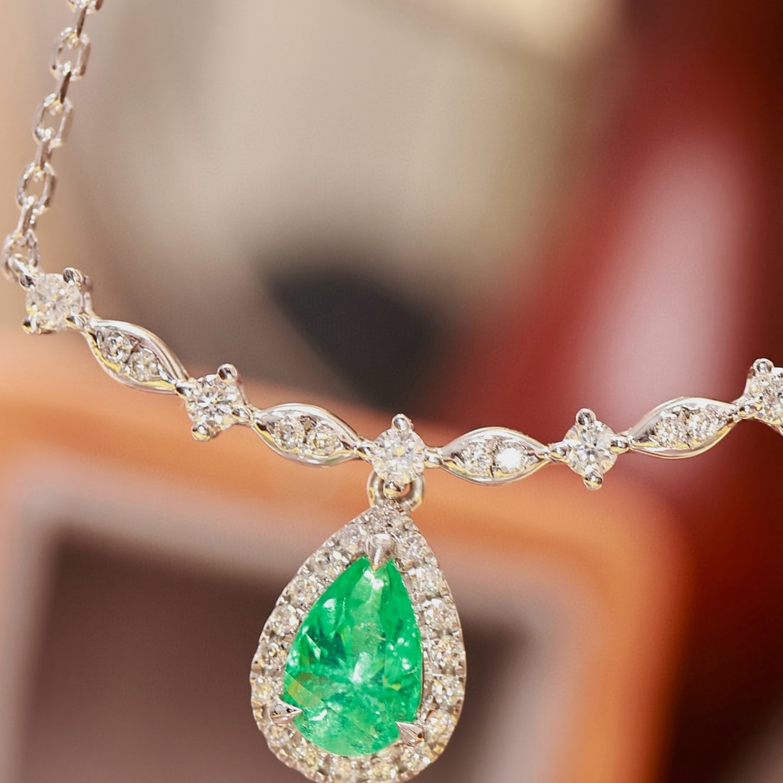 14k Gold 1.29 Ctw Natural Emerald & Diamond Necklace - 3