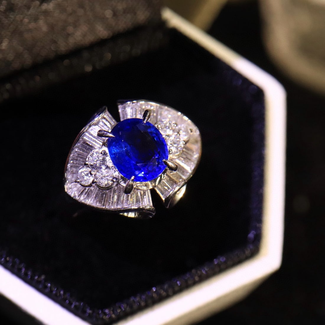 14k Gold 2.03 Ctw Natural Sapphire & Diamond Ring - 5