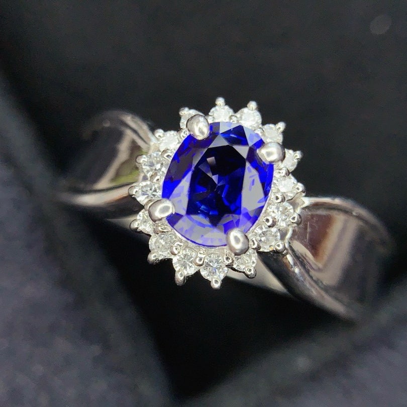 14k Gold 1.0 Ct Natural Sapphire & Diamond Ring - 3