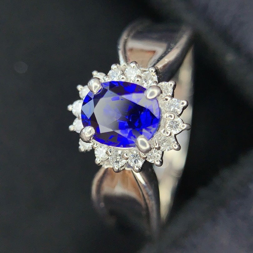14k Gold 1.0 Ct Natural Sapphire & Diamond Ring - 4