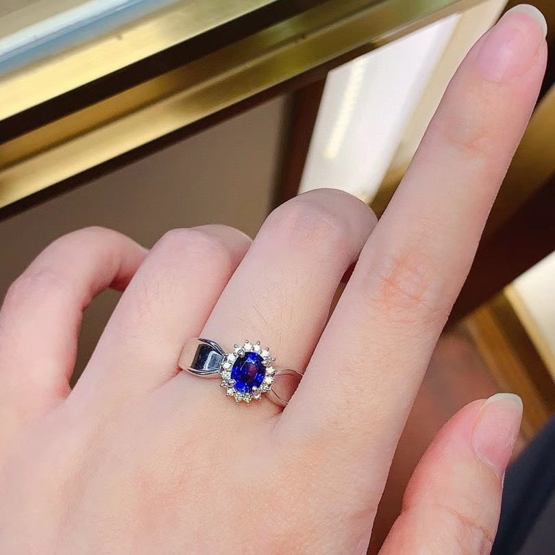 14k Gold 1.0 Ct Natural Sapphire & Diamond Ring - 6