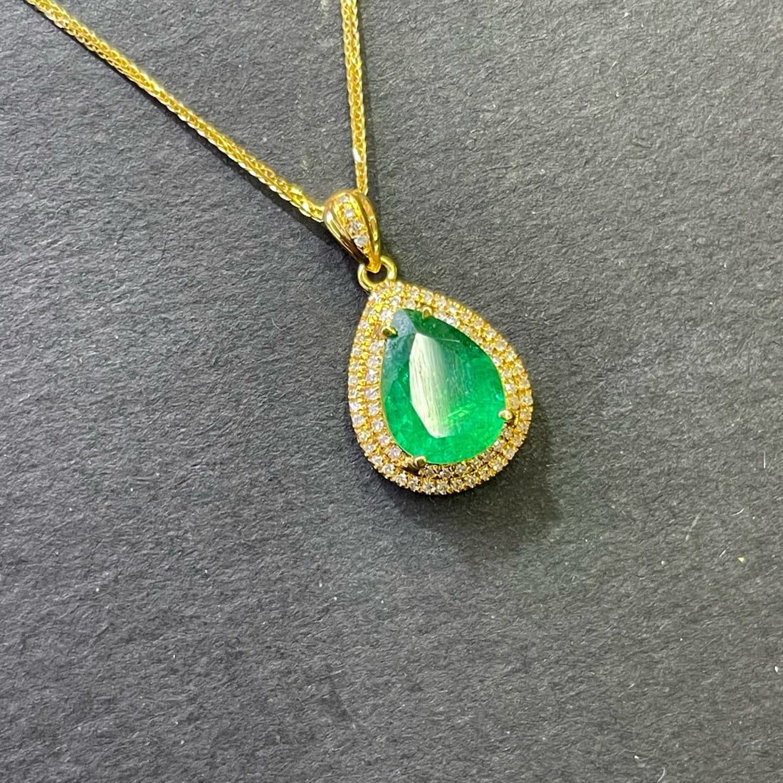 14k Gold 1.8 Ct Natural Emerald & Diamond Pendant( Without Chain ) - 4