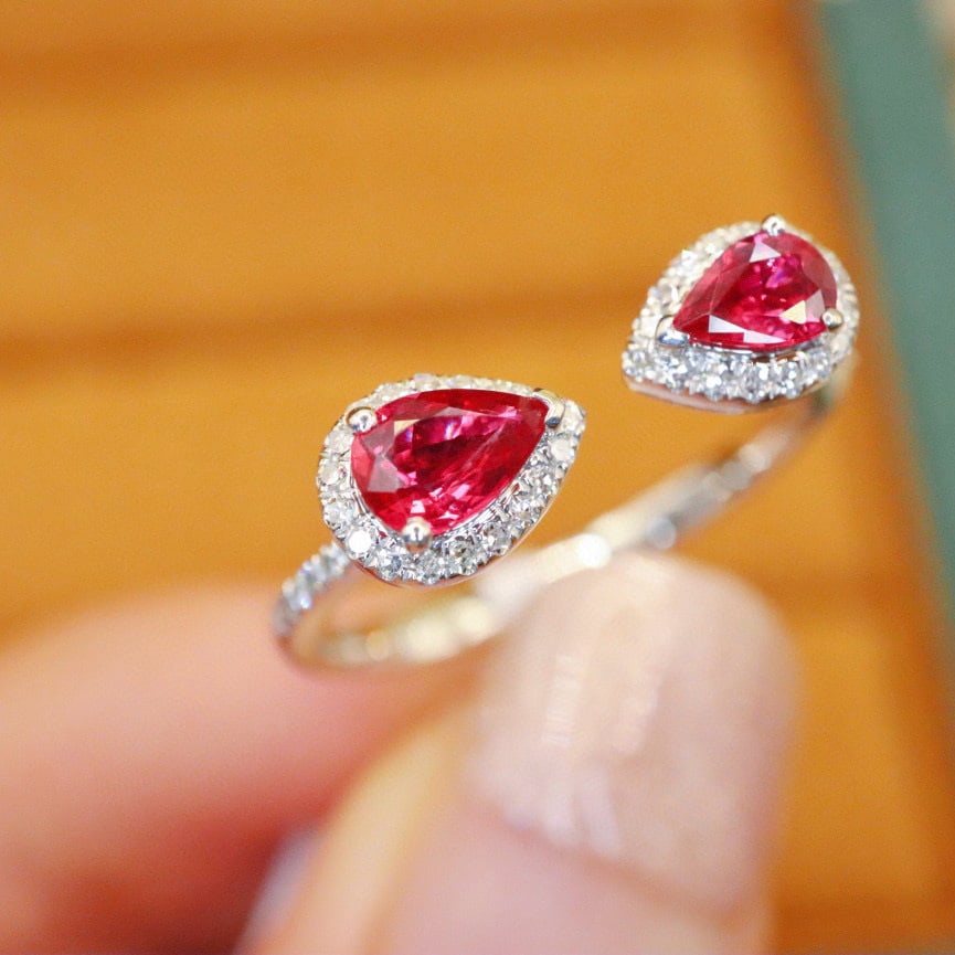 14k Gold 0.69 Ctw Natural Ruby & Diamond Ring - 2