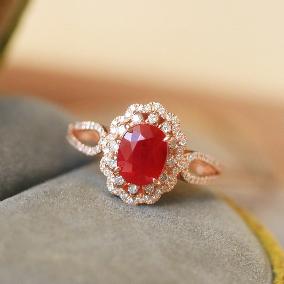 14k Gold 2.49 Ctw Natural Ruby & Diamond Ring: Ref:230996318 // gold content:14k gold // ring size:7. 25us // // main gemstone:ruby // shape:oval // carat weight:2. 12ct // color:pigeonblood red // treatment:natural // // adjacent gemstone 2 : dia