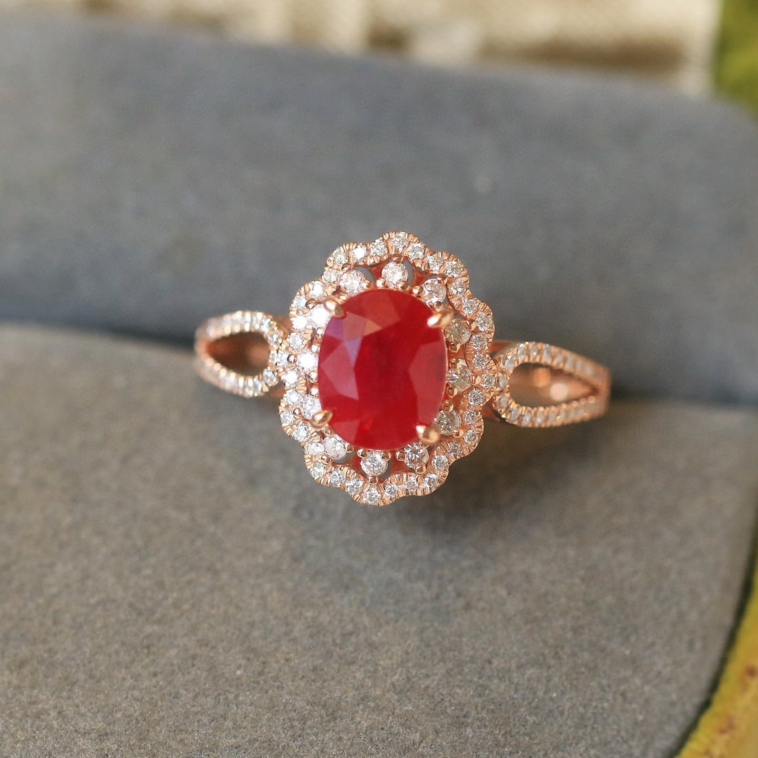 14k Gold 2.49 Ctw Natural Ruby & Diamond Ring - 3