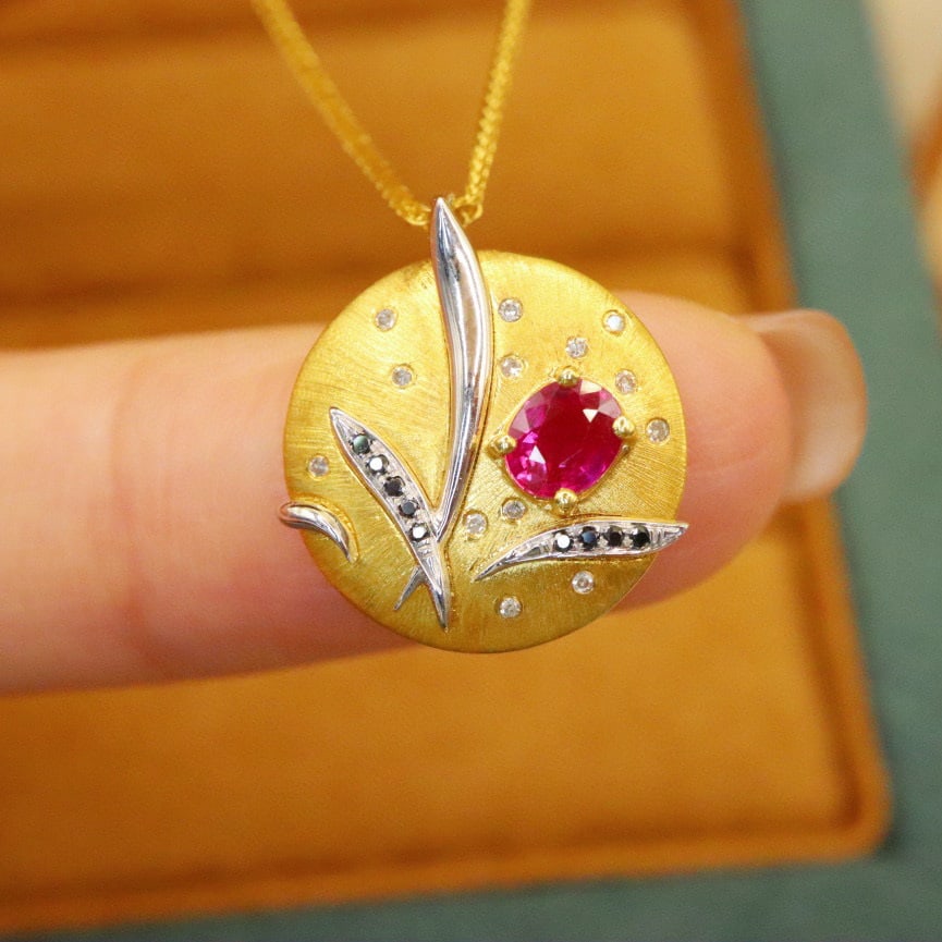 14k Gold 0.45 Ctw Natural Ruby & Diamond Pendant( Without Chain ): Ref:230996319 // gold content:14k gold // main gemstone:ruby // shape:oval // carat weight:0. 39ct // color:red // treatment:natural // // adjacent gemstone 2 : diamond // number of stones:21 //