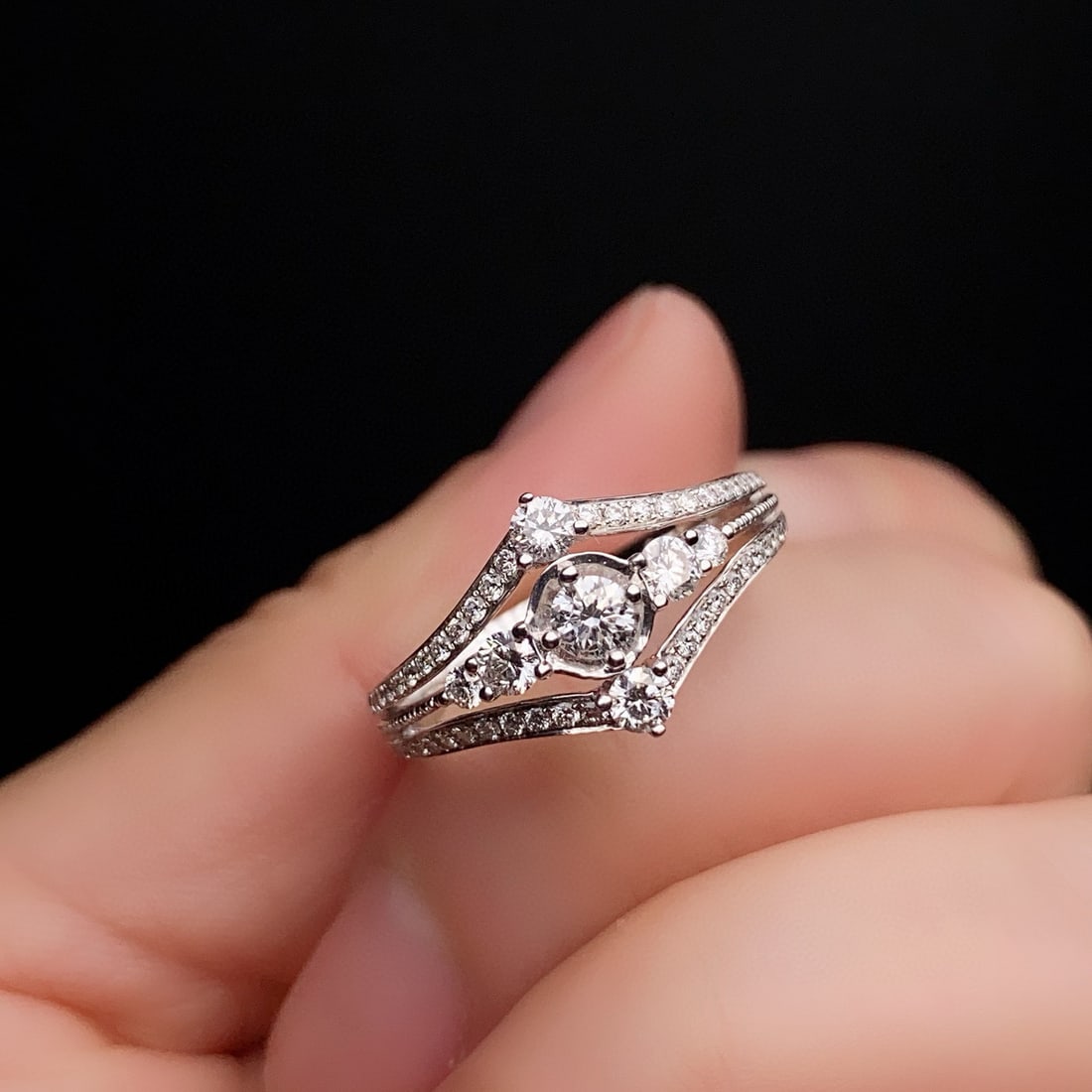 14k Gold 0.61 Ctw Natural H Diamond Ring - 3