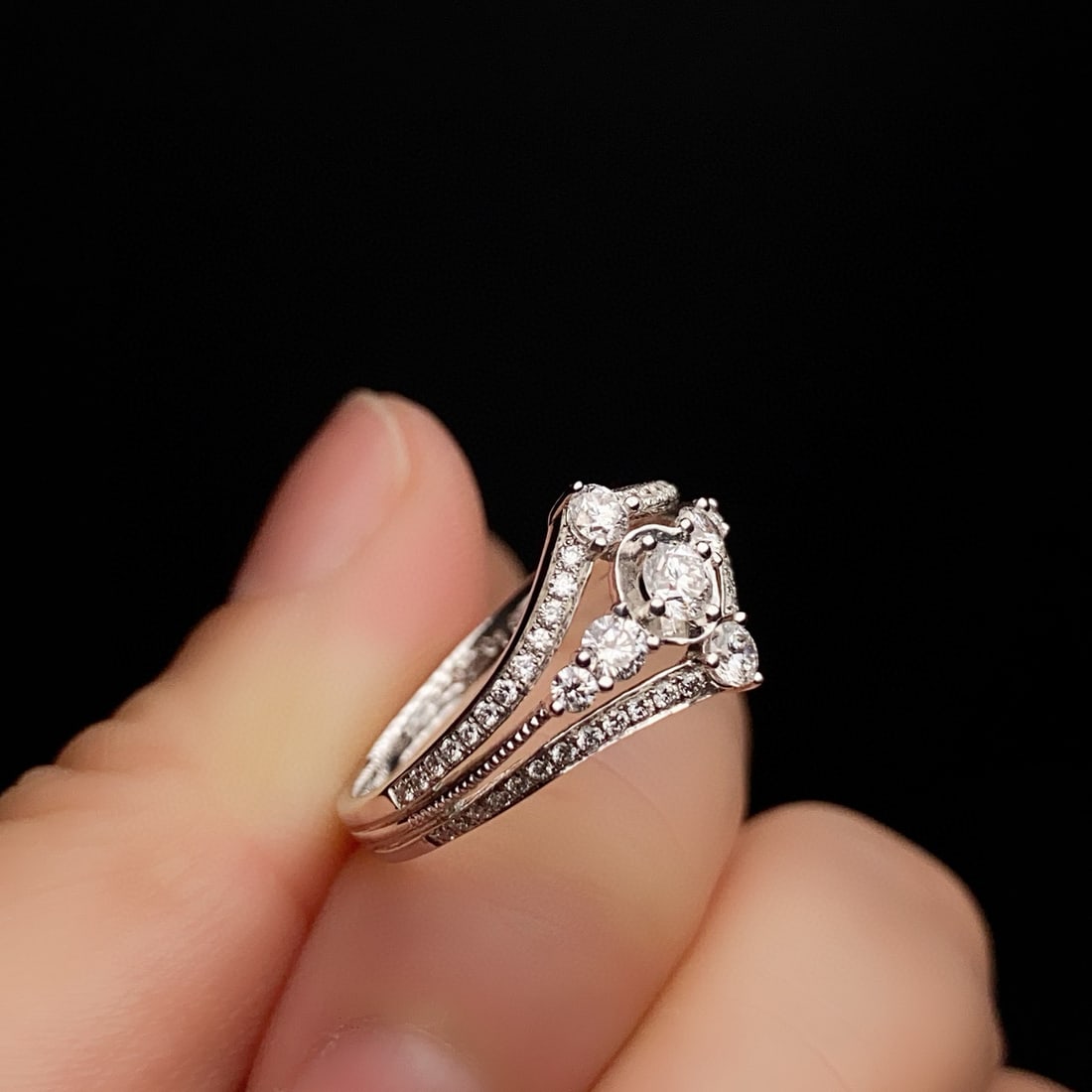 14k Gold 0.61 Ctw Natural H Diamond Ring - 4