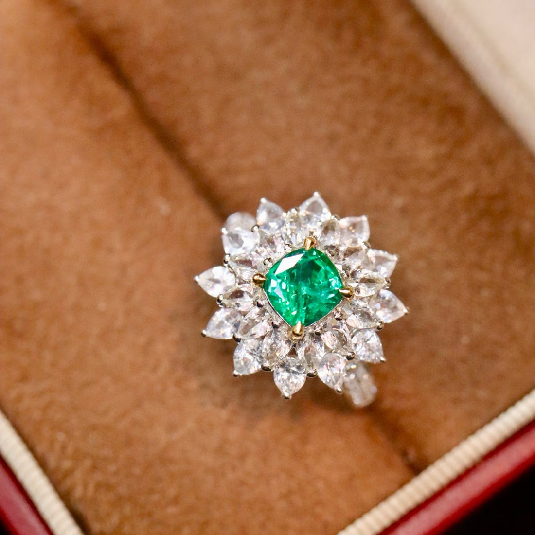 14k Gold 0.77 Ctw Vivid Green Natural Emerald & Diamond Ring: Ref:230996330 // gold content:14k gold // ring size:7. 25us // // main gemstone:emerald // shape:cushion // carat weight:0. 69ct // color:vivid green // treatment:natural // // adjacent gemstone 2 : d