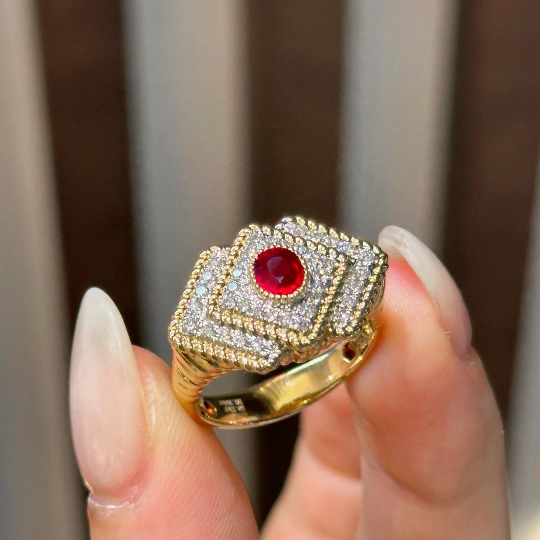 14k Gold 0.88 Ctw Natural Ruby & Diamond Ring: Ref:230996331 // gold content:14k gold // ring size:7. 25us // // main gemstone:ruby // shape:oval // carat weight:0. 52ct // color:pigeonblood red // treatment:natural // // adjacent gemstone 2 : dia