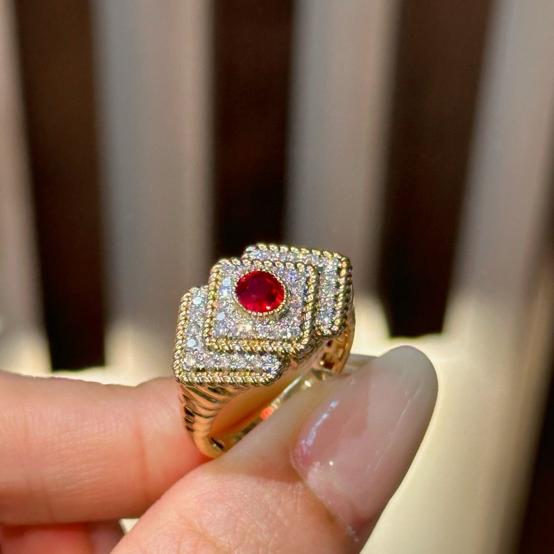 14k Gold 0.88 Ctw Natural Ruby & Diamond Ring - 4