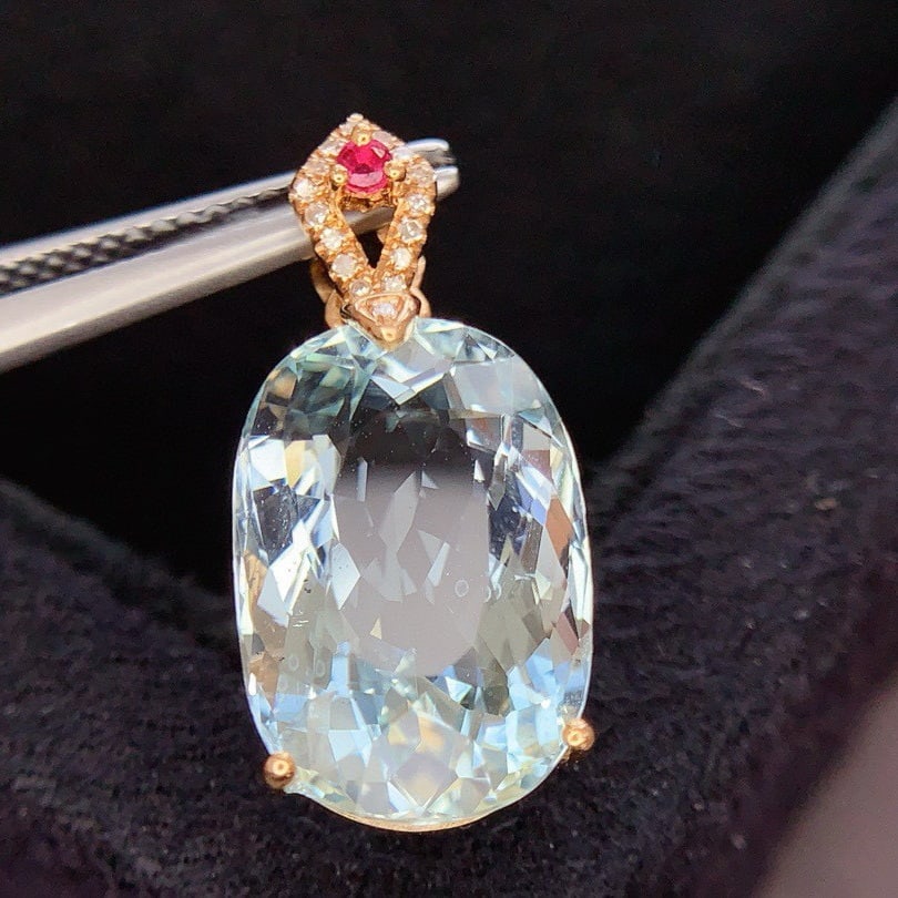 14k Gold 7.0 Ct Natural Aquamarine & Diamond Pendant( Without Chain ) - 5