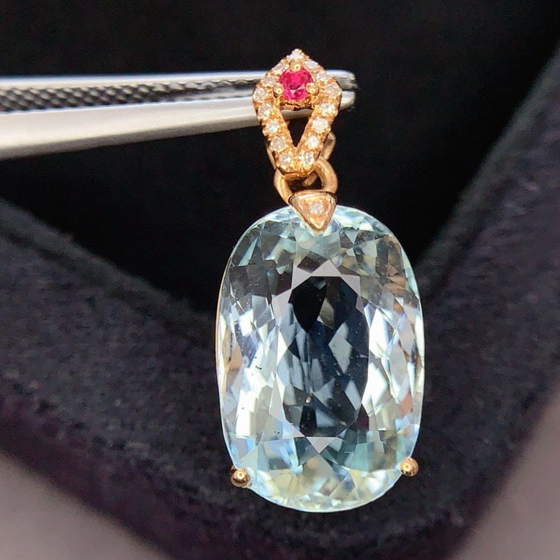 14k Gold 7.0 Ct Natural Aquamarine & Diamond Pendant( Without Chain ) - 6