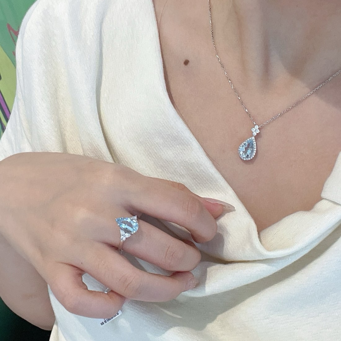 14k Gold 4.50 Ctw Natural Aquamarine & Diamond Jewelry Set - 2