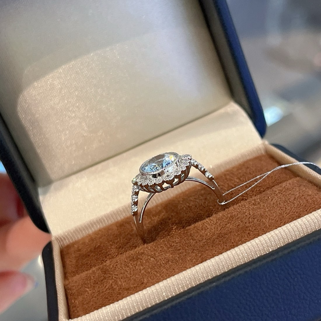 14k Gold 2.67 Ctw Natural Aquamarine & Diamond Ring - 4