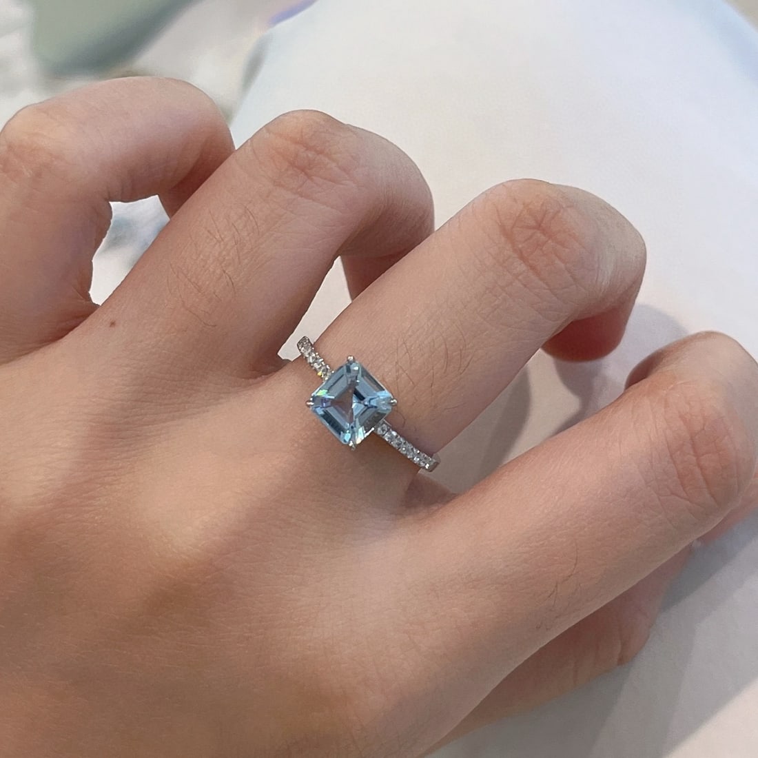 14k Gold 1.12 Ctw Natural Aquamarine & Diamond Ring - 2