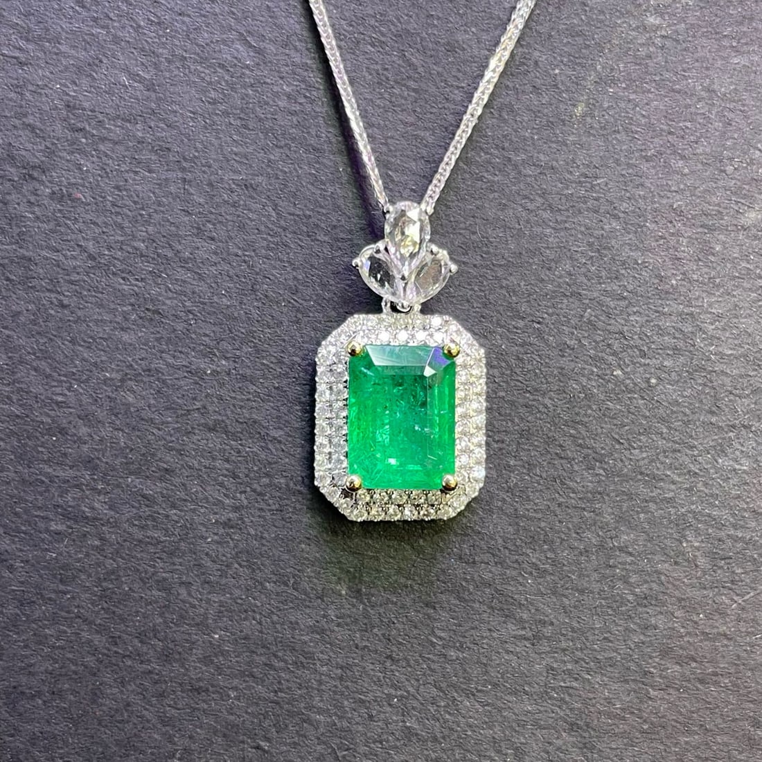 14k Gold 1.77 Ct Vivid Green Natural Emerald & Diamond & Sapphire Pendant( Without Chain ) - 3