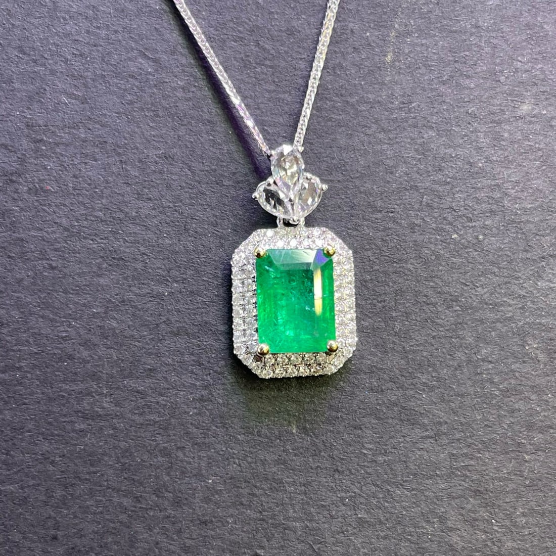 14k Gold 1.77 Ct Vivid Green Natural Emerald & Diamond & Sapphire Pendant( Without Chain ) - 4