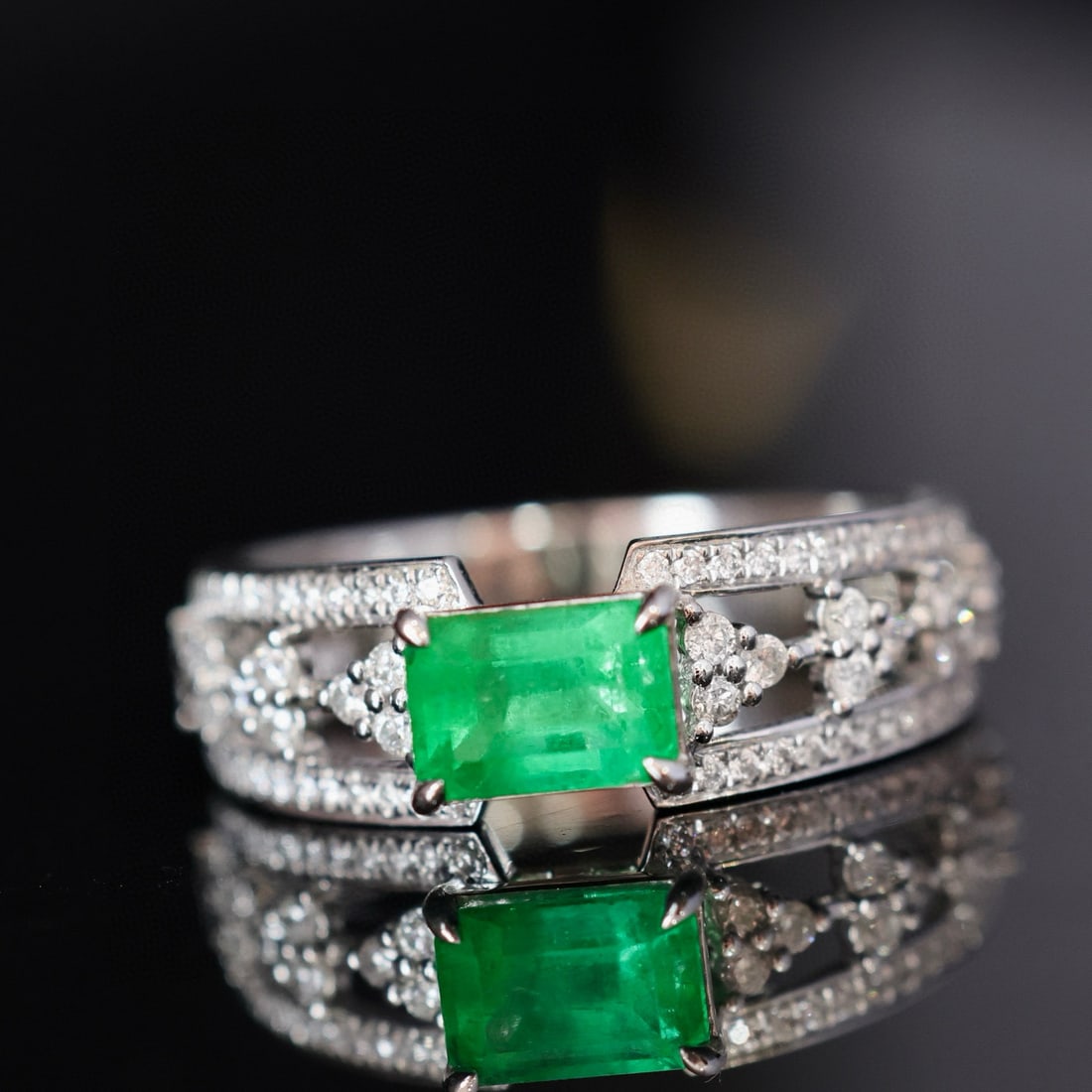 14k Gold 1.39 Ctw Natural Emerald & Diamond Ring - 2