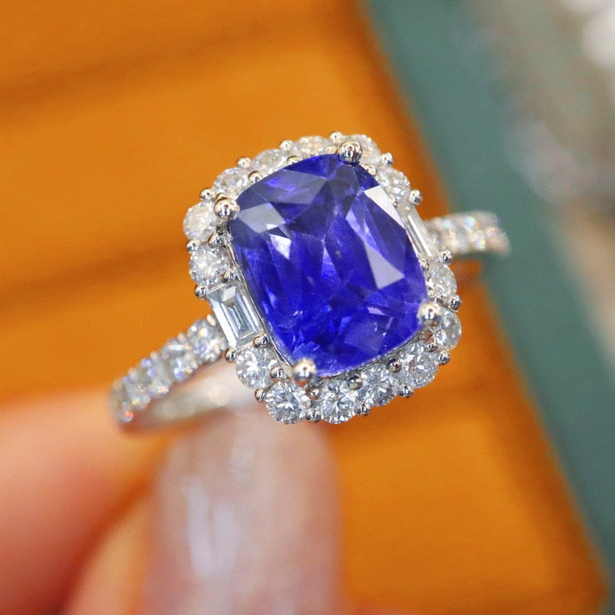 14k Gold 3.02 Ctw Natural Sapphire & Diamond Ring - 2
