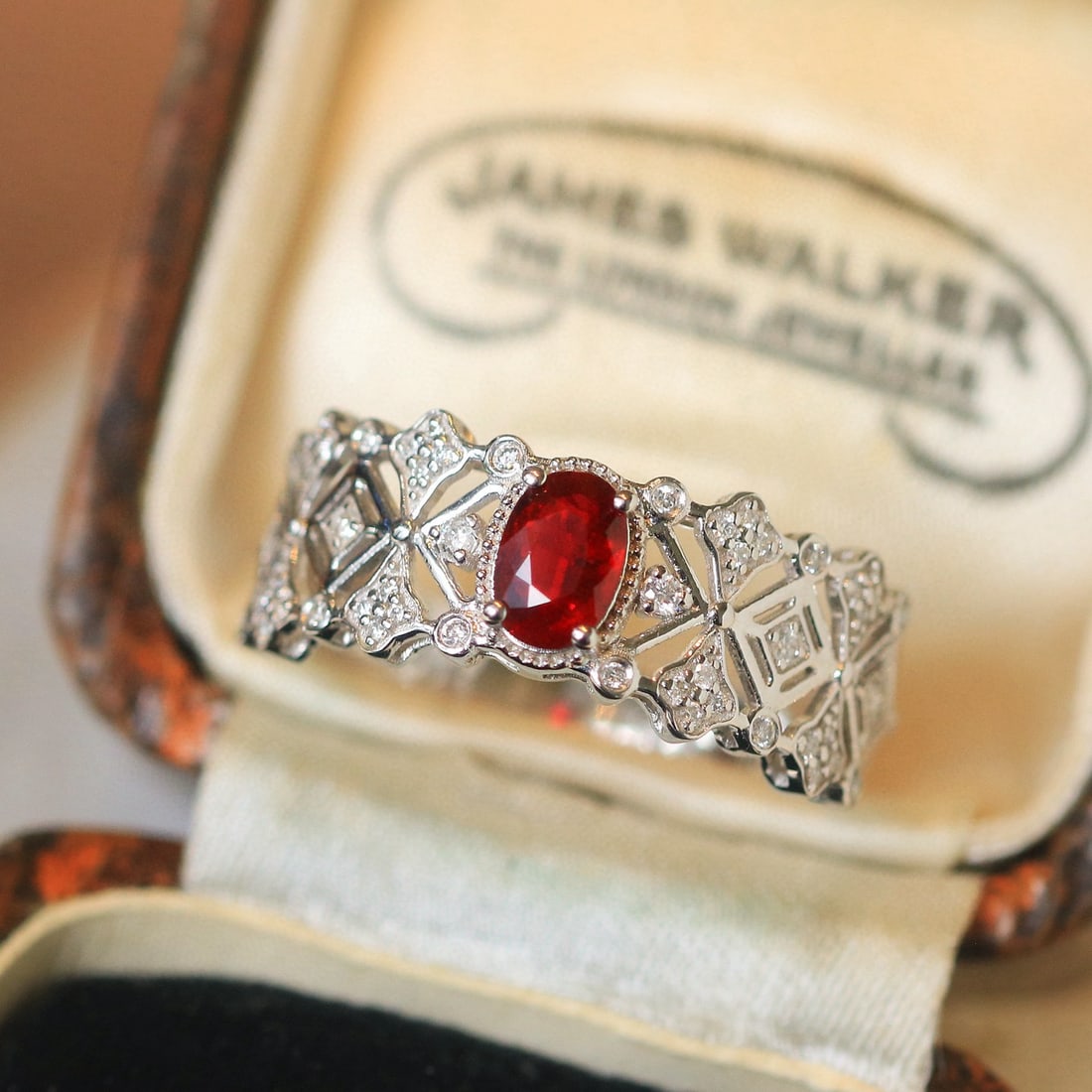 14k Gold 0.72 Ctw Natural Ruby & Diamond Ring - 3