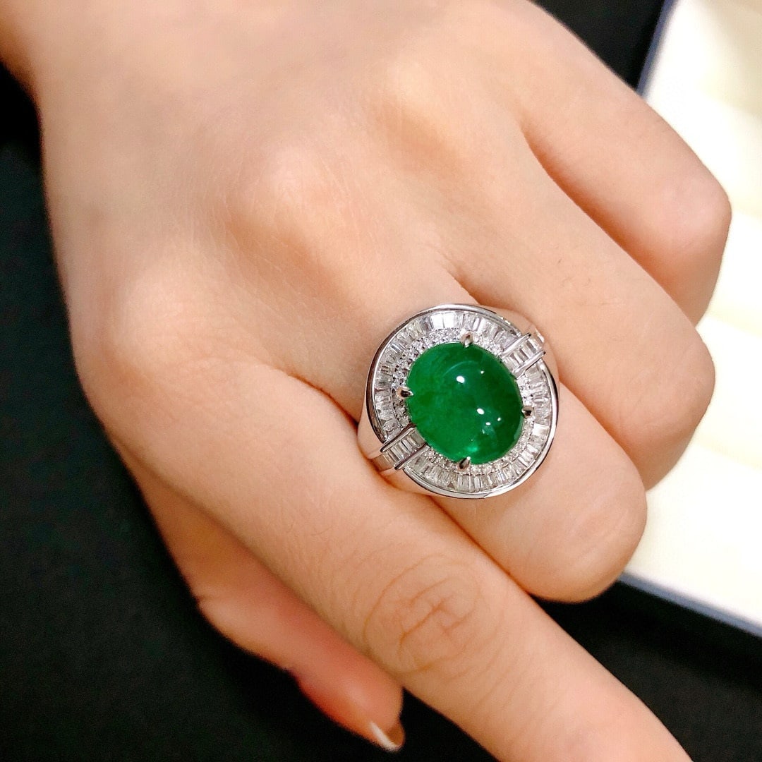 14k Gold 5.78 Ctw Vivid Green Natural Emerald & Diamond Ring - 3