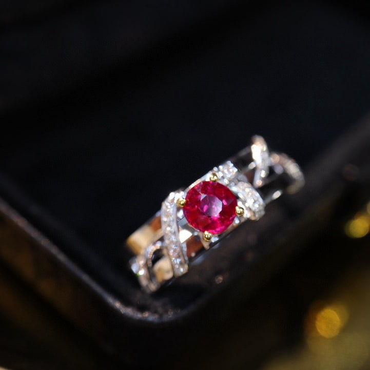 14k Gold 0.72 Ctw Natural Ruby & Diamond Ring: Ref:230996381 // gold content:14k gold // ring size:7. 25us // // main gemstone:ruby // shape:round // carat weight:0. 59ct // color:red // treatment:natural // cut grade:g // // adjacent gemstone 2 :