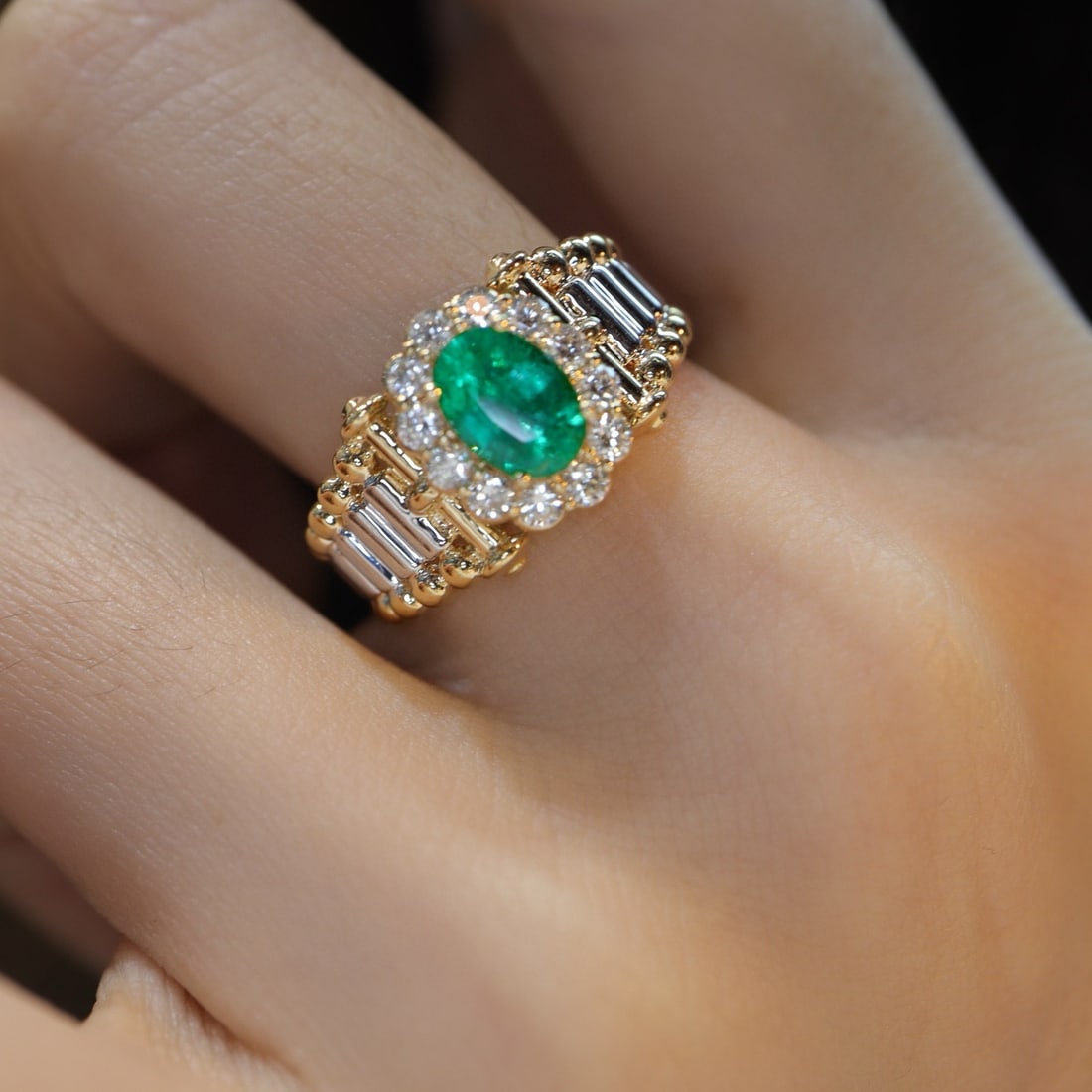 14k Gold 1.31 Ctw Vivid Green Natural Emerald & Diamond Ring - 5