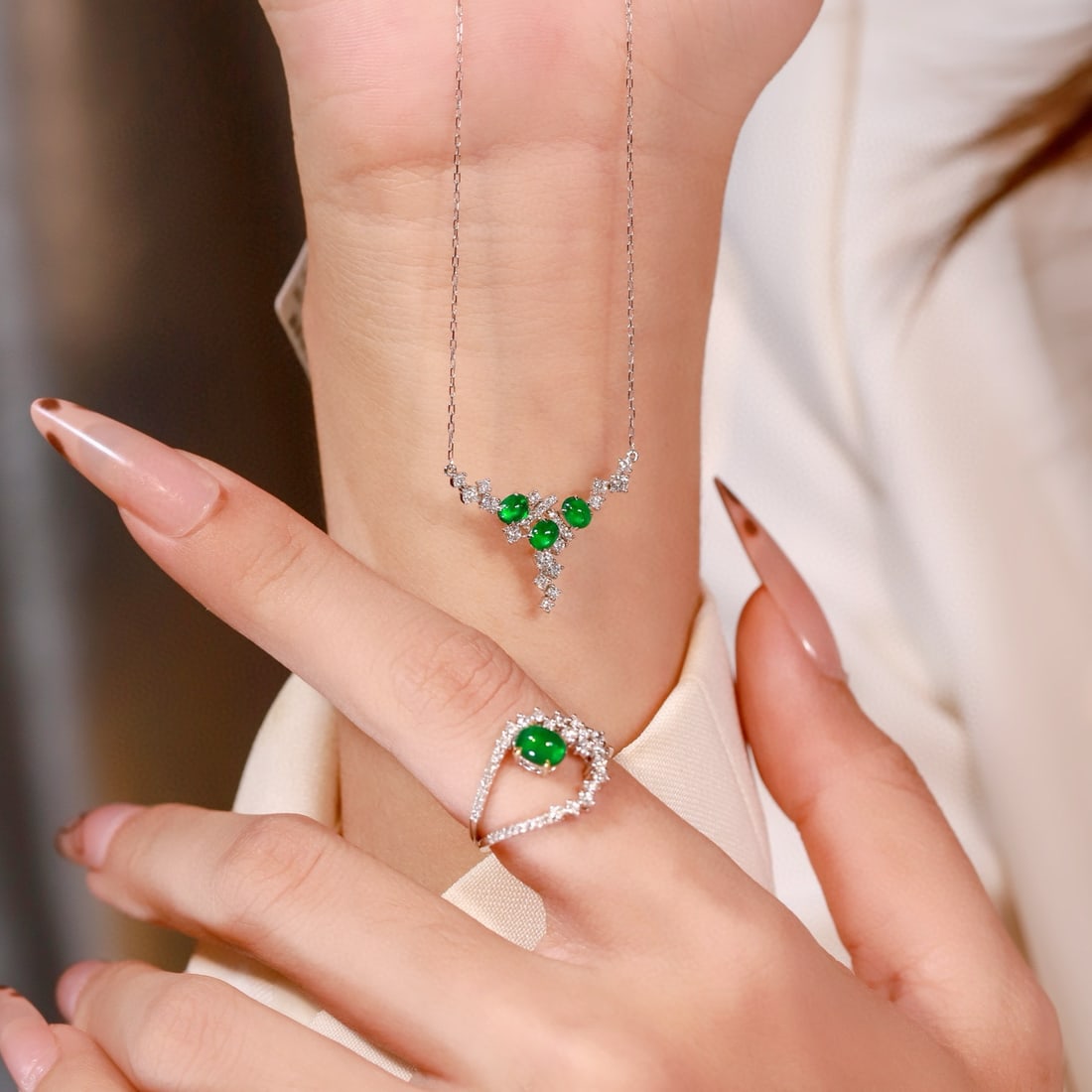 14k Gold 1.83 Ctw Vivid Green Natural Emerald & Diamond Jewelry Set - 2