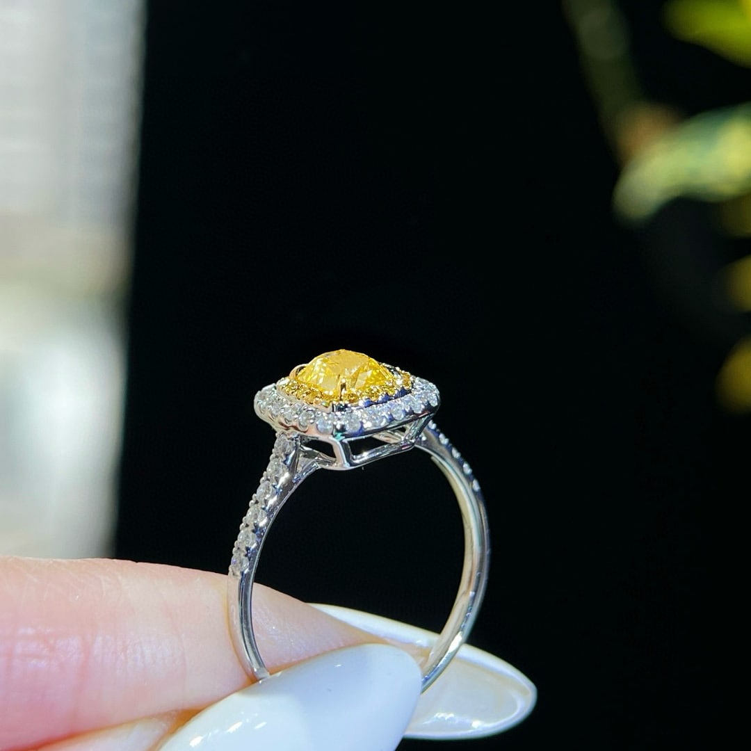 14k Gold 1.35 Ctw Natural Yellow Diamond & Diamond Ring - 4