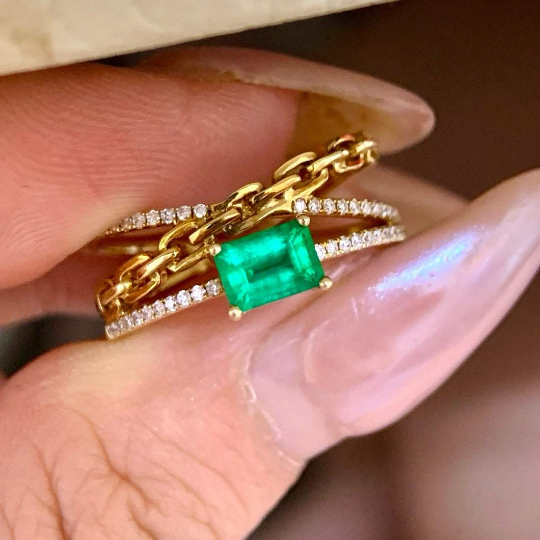 14k Gold 0.59 Ctw Vivid Green Natural Emerald & Diamond Ring - 7