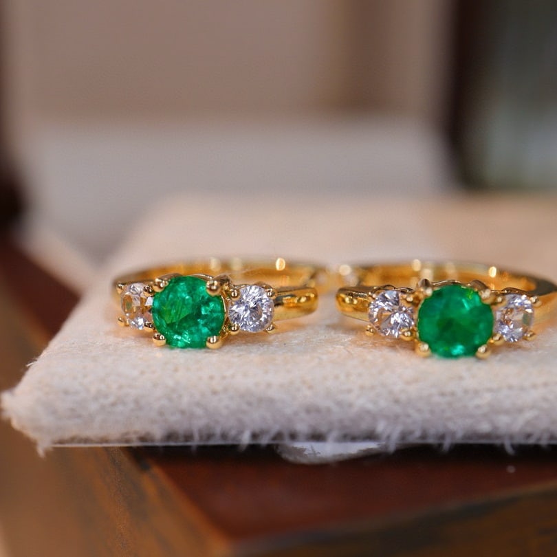 14k Gold 0.35 Ct Vivid Green Natural Emerald & Sapphire Earrings - 6