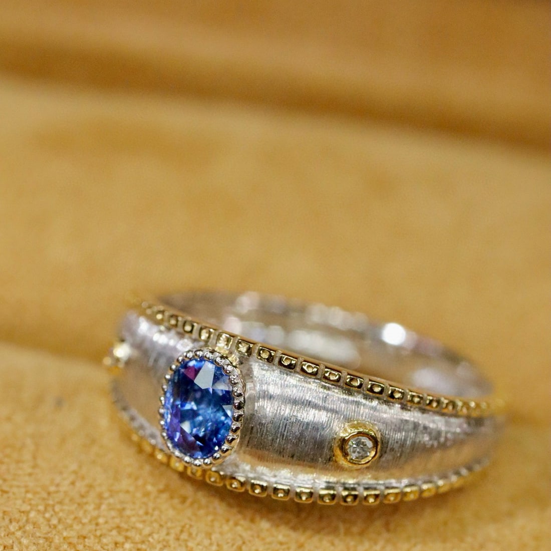 14k Gold 0.47 Ctw Natural Sapphire & Diamond Ring - 3