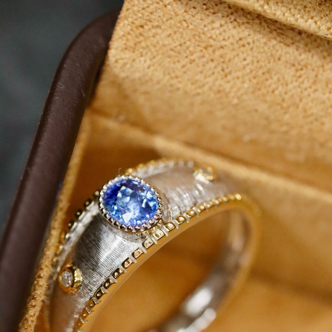14k Gold 0.47 Ctw Natural Sapphire & Diamond Ring - 4