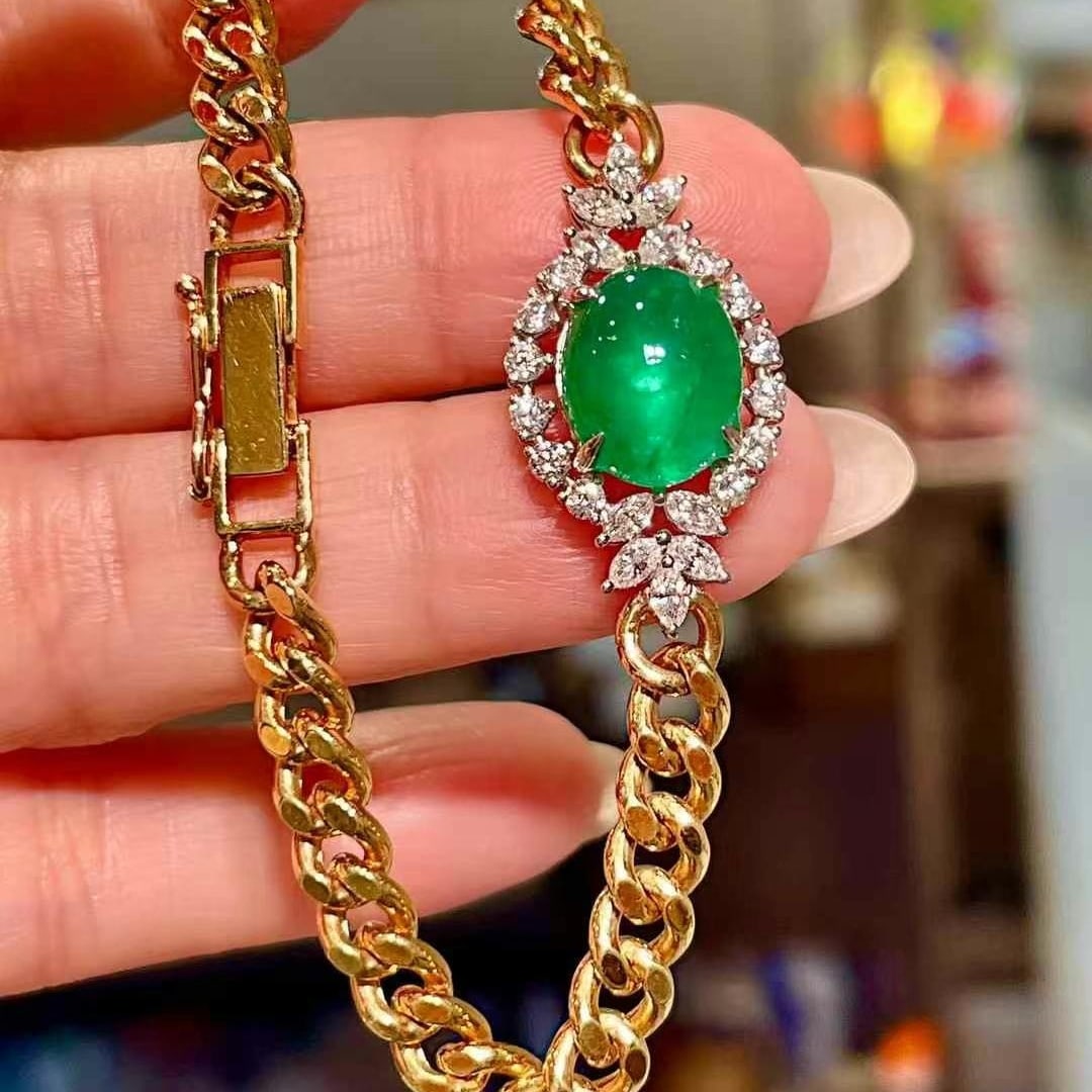 14k Gold 5.00 Ctw Vivid Green Natural Emerald & Diamond Bracelet - 3